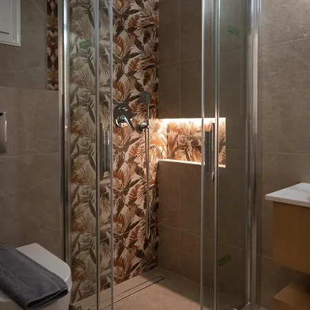 Filoxenia Mg Projects Sereno In Lejlighed *