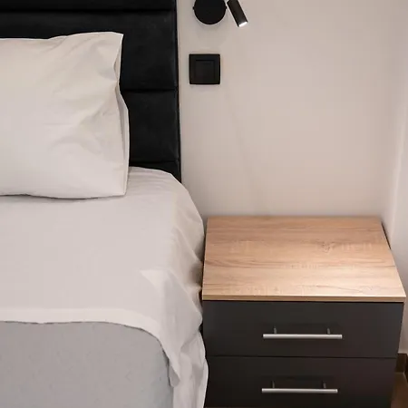 Filoxenia Mg Projects Sereno In Lejlighed